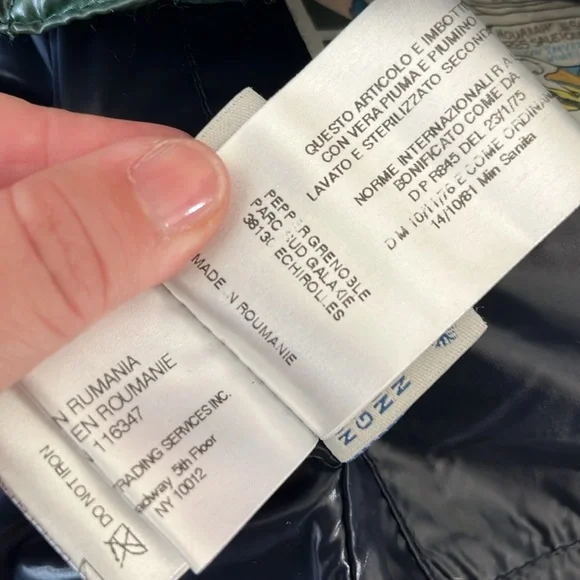 Moncler Tibb Green Men's Puffer Vest - Picture 13 of 14